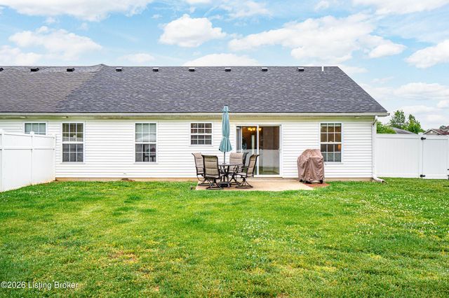 144 Applewood Ln, Elizabethtown, KY 42701