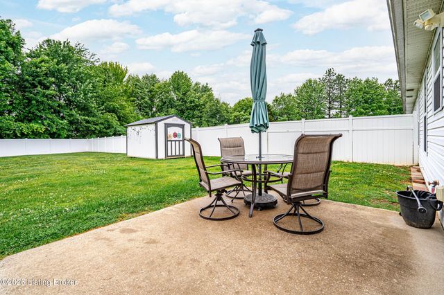 144 Applewood Ln, Elizabethtown, KY 42701