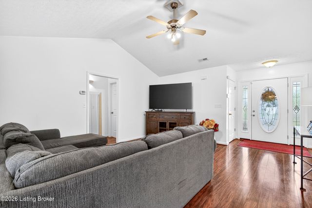 144 Applewood Ln, Elizabethtown, KY 42701