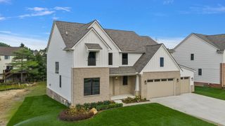 3316 Waldon Ridge Street, Orion Twp, MI 48358