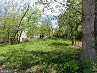 2408 WHITEHALL ST, Suitland, MD 20746