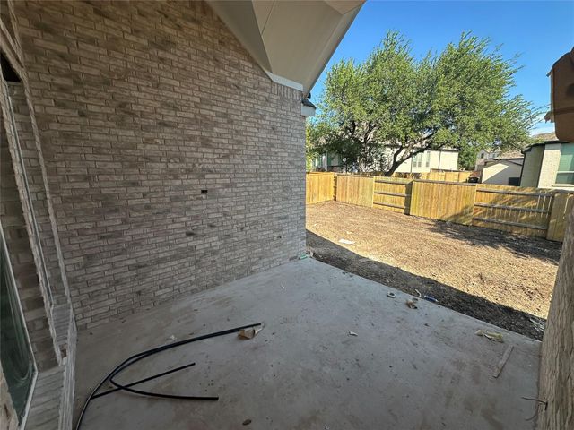 153 Mineral River LOOP, Kyle, TX 78640
