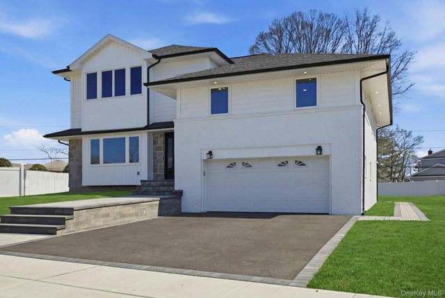2040 Wellington Court, Westbury, NY 11590
