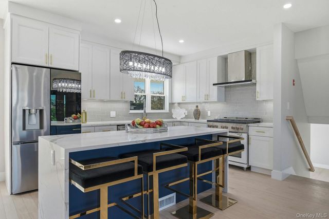 2040 Wellington Court, Westbury, NY 11590