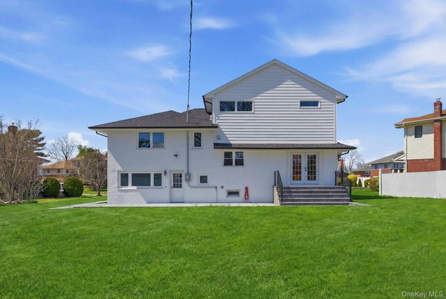 2040 Wellington Court, Westbury, NY 11590