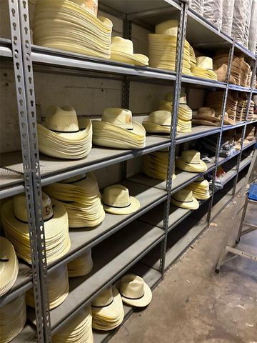 7215 NW 41st St, Miami, FL 33166