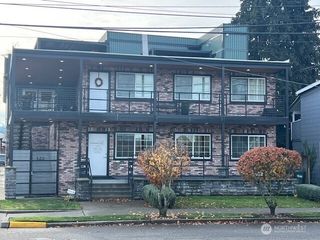 118 4th Avenue SE #118, Puyallup, WA 98371