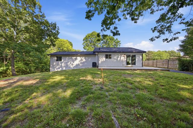 1700 Forest Ridge Circle, SW, Cleveland, TN 37311