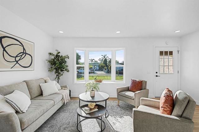 162 Warner Street, Oceanside, CA 92058