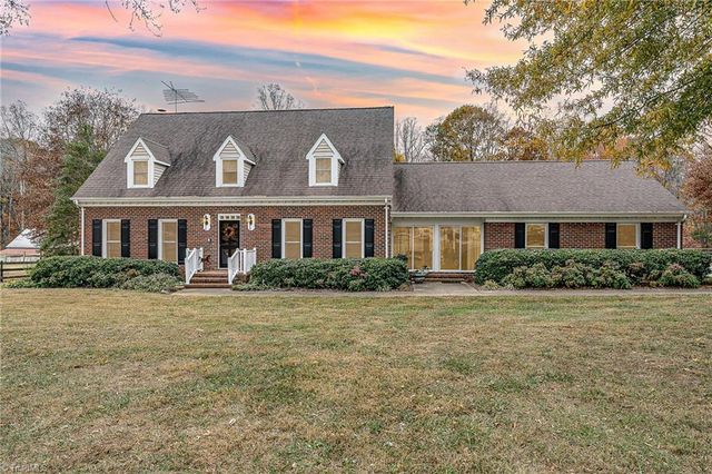 3110 Fairbluff Court, Summerfield, NC 27358