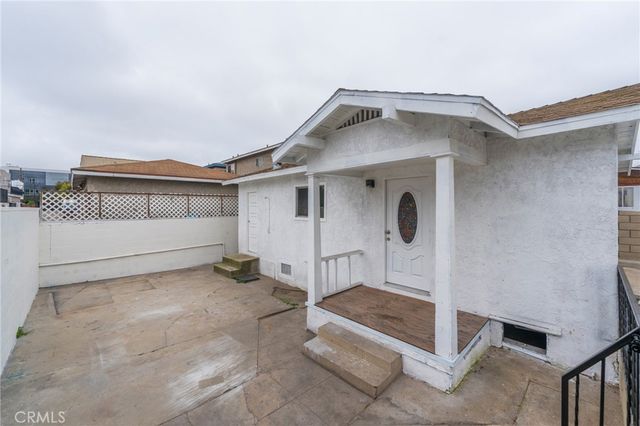 322 S Grand Avenue, San Pedro, CA 90731