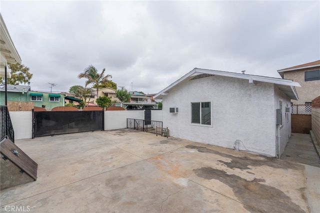 322 S Grand Avenue, San Pedro, CA 90731