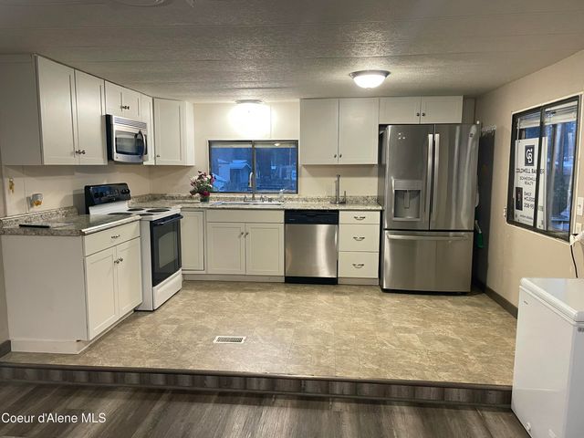 3061 E COLLINGWOOD AVE, 56, Post Falls, ID 83854