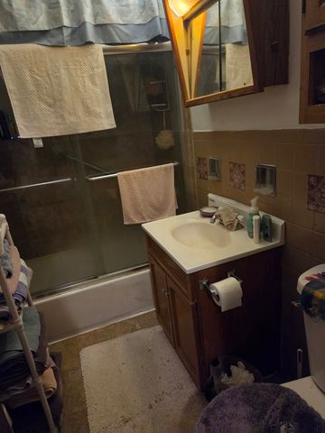 5230 W 54th Street, Chicago, IL 60638