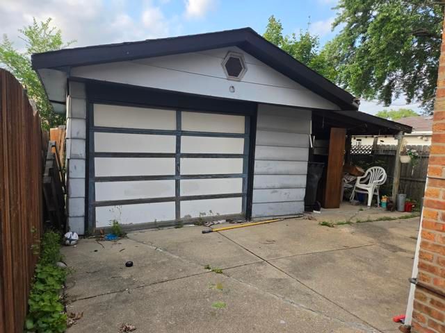 5230 W 54th Street, Chicago, IL 60638