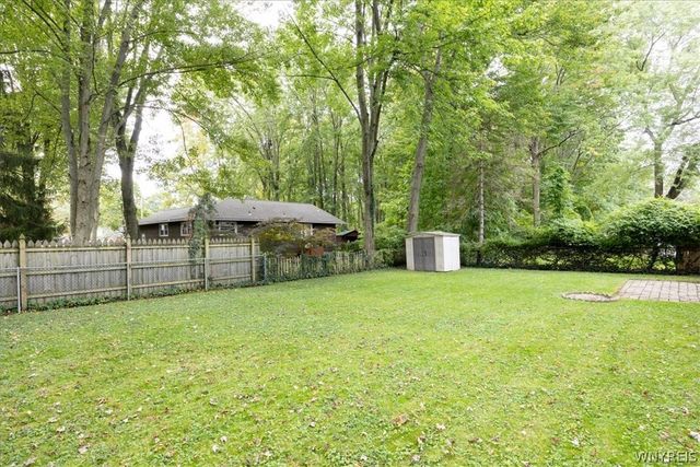 51 Sunset Drive, North Tonawanda, NY 14120