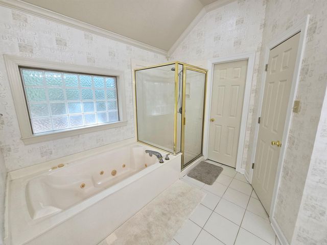 210 Deauville Drive, Maumelle, AR 72113