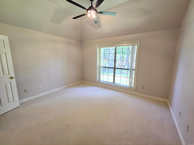 210 Deauville Drive, Maumelle, AR 72113
