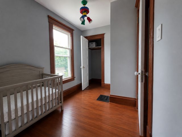 506 Barrett Street, Elgin, IL 60120