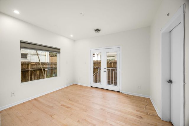 5632 Kiam Street C, Houston, TX 77007