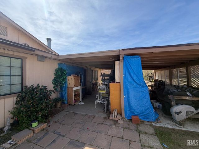 3801 Indian Rock Road, Mountain Mesa, CA 93240