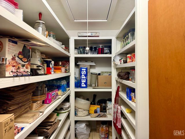 3801 Indian Rock Road, Mountain Mesa, CA 93240