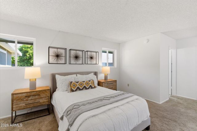 10616 W ROUNDELAY Circle, Sun City, AZ 85351