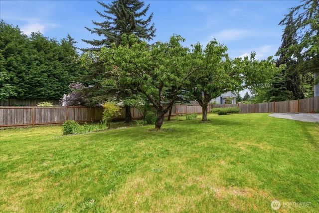 14314 130th Place NE, Kirkland, WA 98034