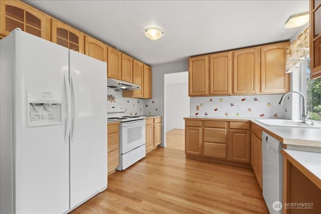 14314 130th Place NE, Kirkland, WA 98034