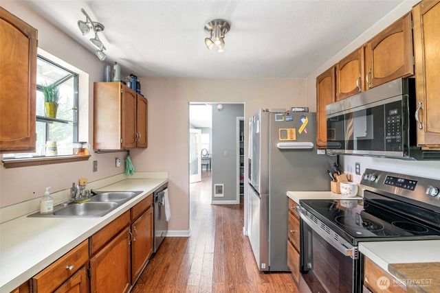 5814 37th Street SE, Auburn, WA 98092