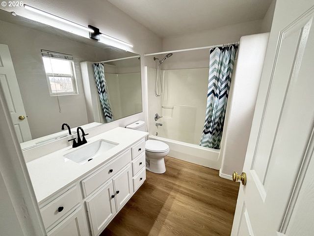 764 N 20TH Pl, Cornelius, OR 97113