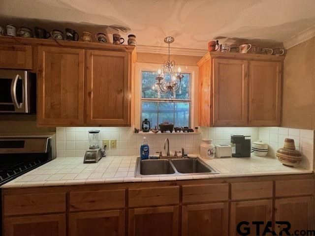 3270 E US HWY 175, Athens, TX 75752