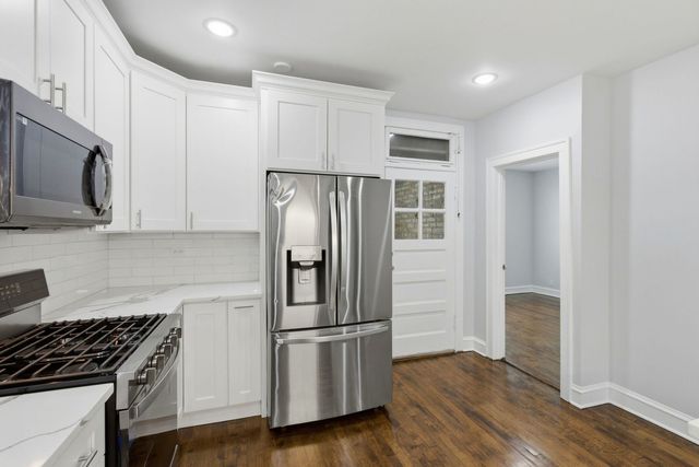 2950 N Lowell Avenue, Chicago, IL 60641