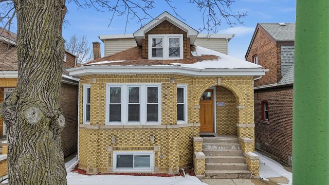 2950 N Lowell Avenue, Chicago, IL 60641