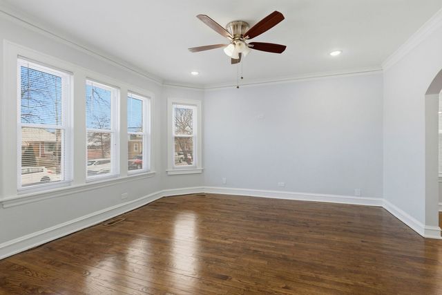 2950 N Lowell Avenue, Chicago, IL 60641