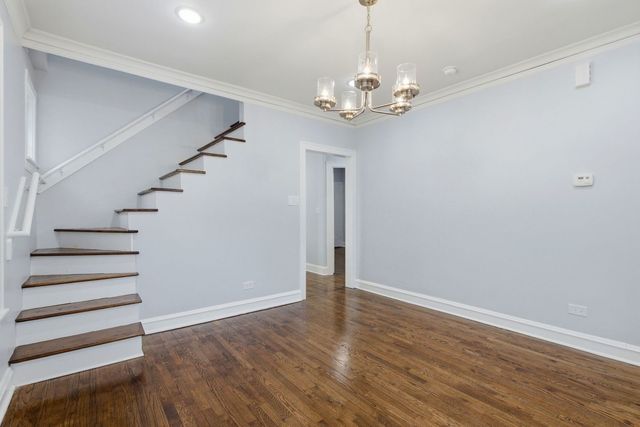 2950 N Lowell Avenue, Chicago, IL 60641