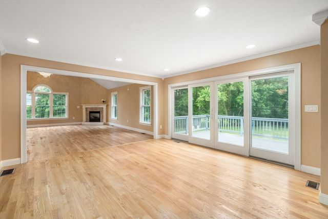 60 Morse Ave, Attleboro, MA 02703