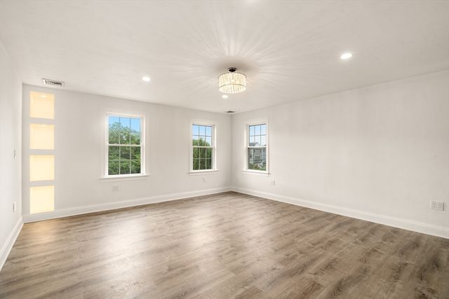 60 Morse Ave, Attleboro, MA 02703