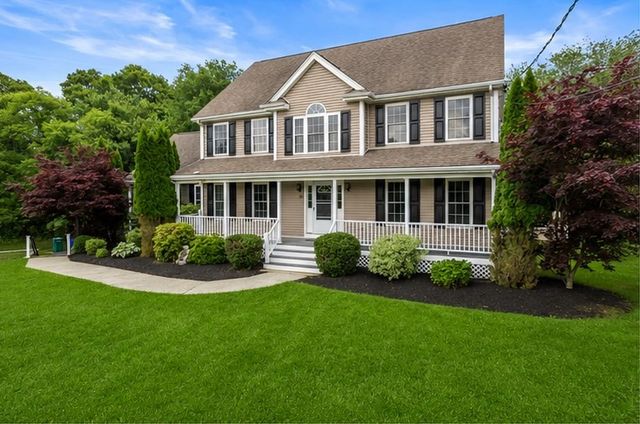 60 Morse Ave, Attleboro, MA 02703