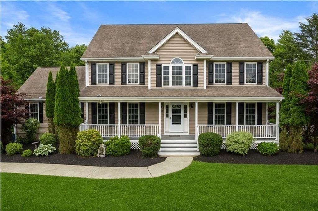 60 Morse Ave, Attleboro, MA 02703