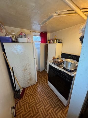 2814 W Fletcher Street, Chicago, IL 60618