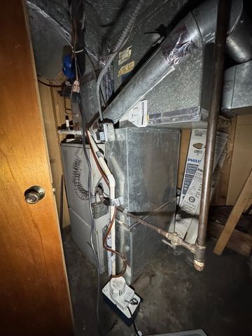 2814 W Fletcher Street, Chicago, IL 60618