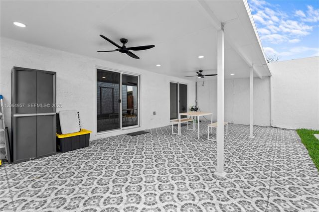 2420 SW 102nd Avenue 0, Miami, FL 33165
