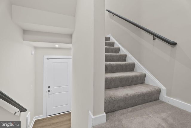 13558 INNOVATION STATION LOOP #15B, Herndon, VA 20171