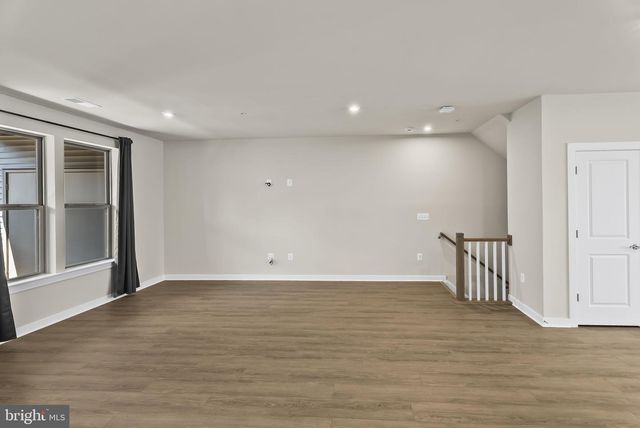 13558 INNOVATION STATION LOOP #15B, Herndon, VA 20171