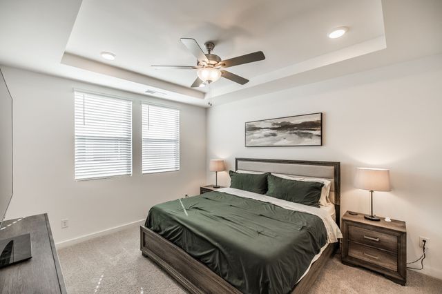 7227 Sutton Dr, White House, TN 37188