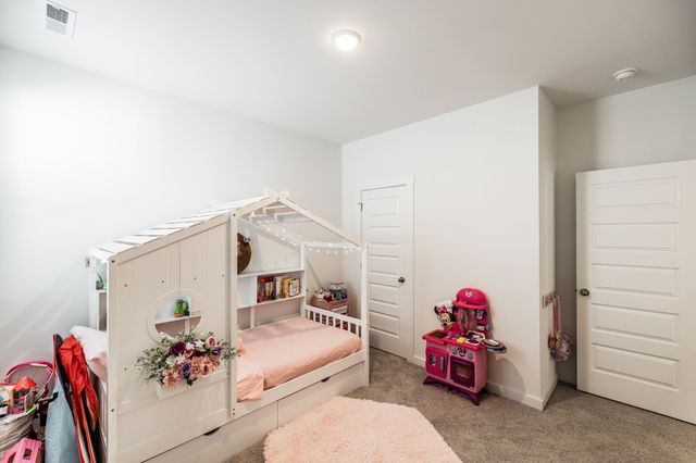 7227 Sutton Dr, White House, TN 37188