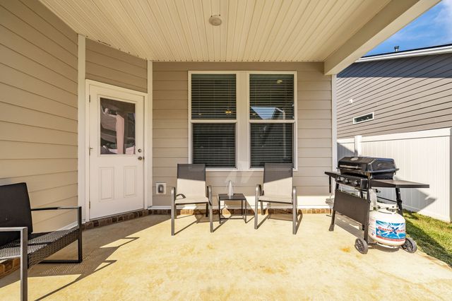 7227 Sutton Dr, White House, TN 37188