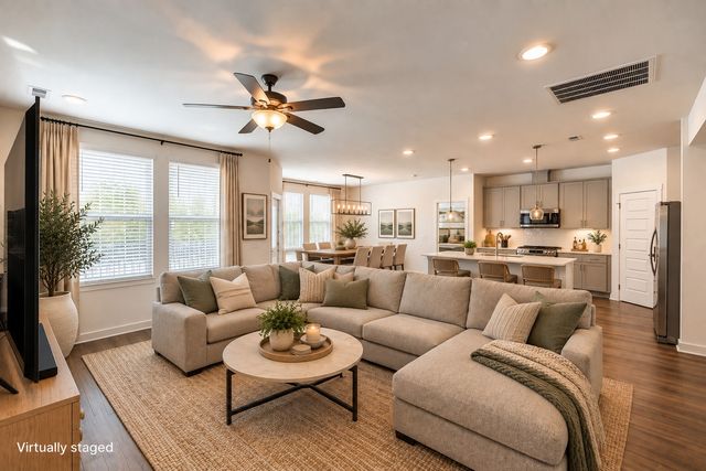 7227 Sutton Dr, White House, TN 37188