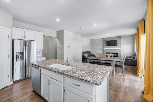 2610 13th Avenue SE, Altoona, IA 50009